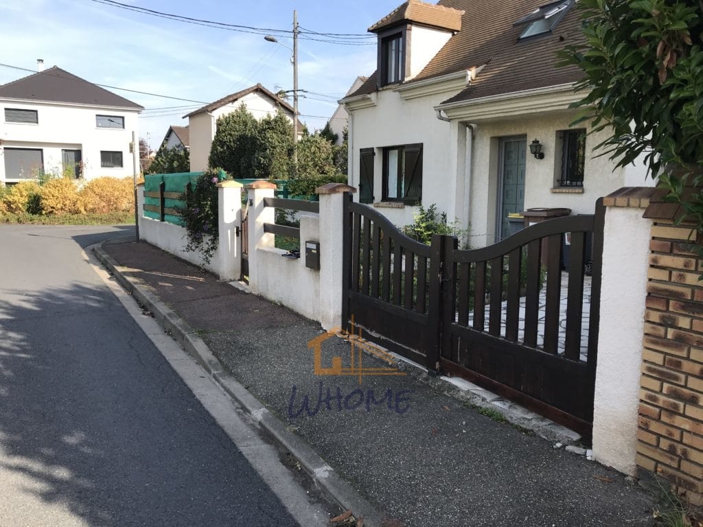 Whome - Portail et clôture avant remplacement - Houilles
